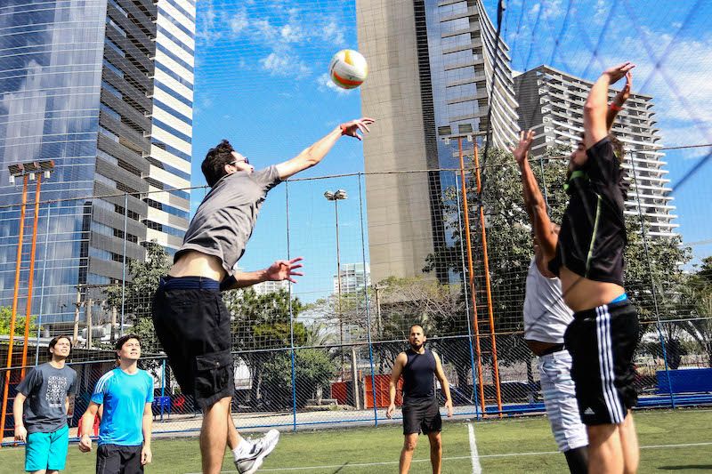 Corporativos-O maior complexo de quadras society de São Paulo, oferece a melhor resenha e muito futebol, para completar seus dias com total diversão.